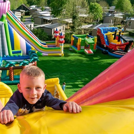 Camping Country Park Crecy La Chapelle - Site Officiel - Next To Disneyland Paris Екстериор снимка